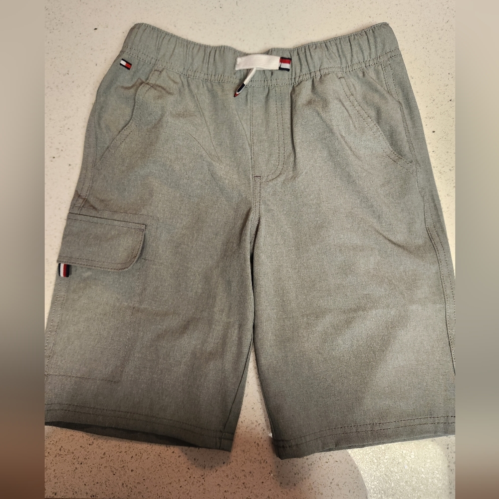 Size M 12/14 Tommy Hilfiger short